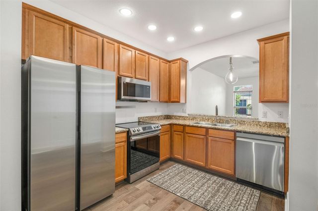 628 3RD AVENUE S, St Petersburg, FL 33701
