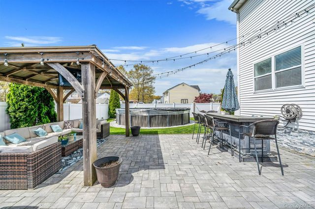 12 Orange Avenue, Port Jefferson, NY 11776