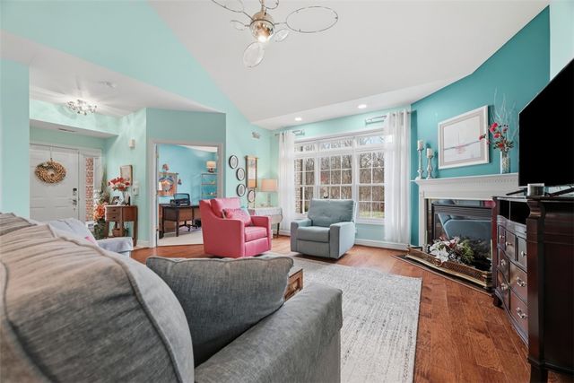 1004 Park Place Ln 1004, Cecil, PA 15317