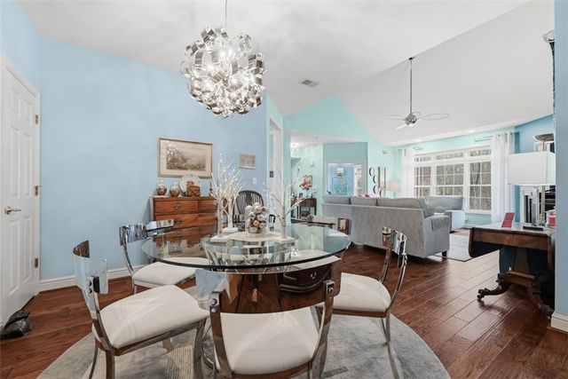 1004 Park Place Ln 1004, Cecil, PA 15317