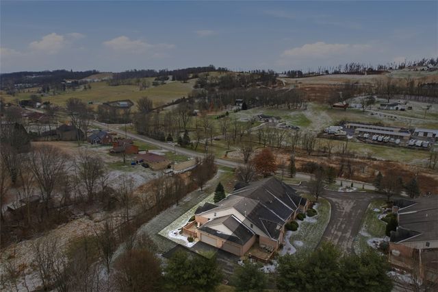 1004 Park Place Ln 1004, Cecil, PA 15317