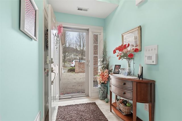 1004 Park Place Ln 1004, Cecil, PA 15317