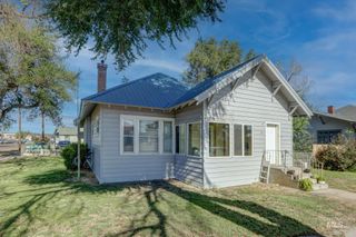 285 SW 3rd Street, Ontario, OR 97914