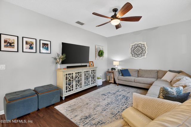 813 SUNNY STROLL Drive, Middleburg, FL 32068