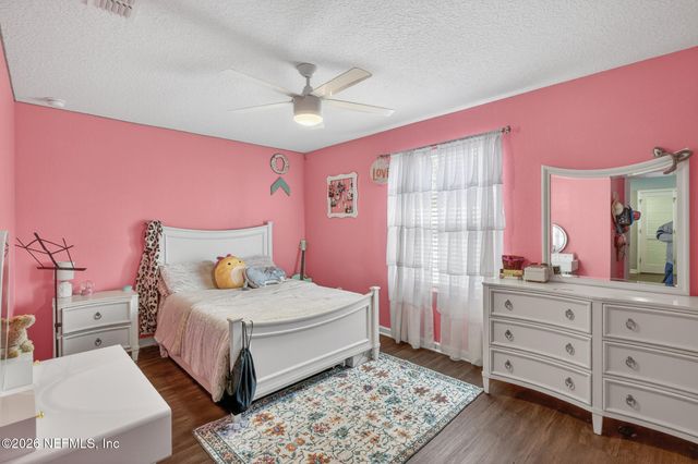 813 SUNNY STROLL Drive, Middleburg, FL 32068