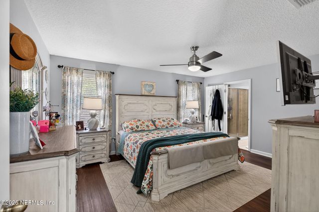 813 SUNNY STROLL Drive, Middleburg, FL 32068