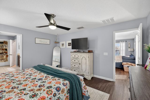 813 SUNNY STROLL Drive, Middleburg, FL 32068