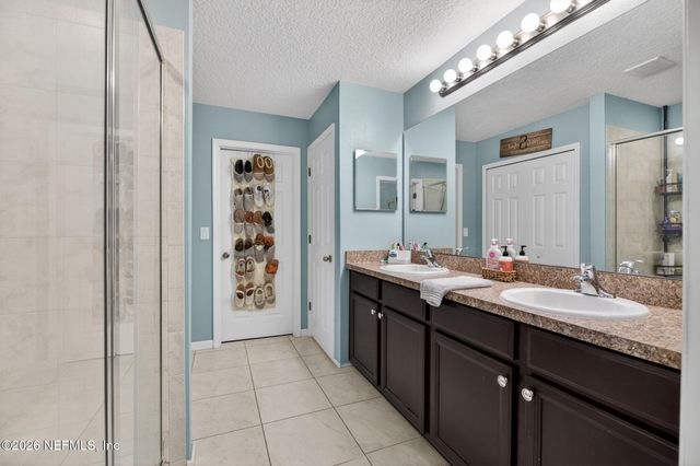 813 SUNNY STROLL Drive, Middleburg, FL 32068