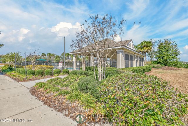 813 SUNNY STROLL Drive, Middleburg, FL 32068