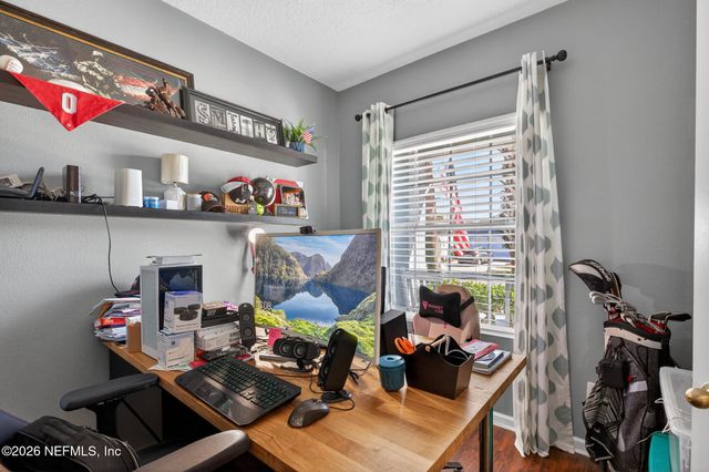 813 SUNNY STROLL Drive, Middleburg, FL 32068