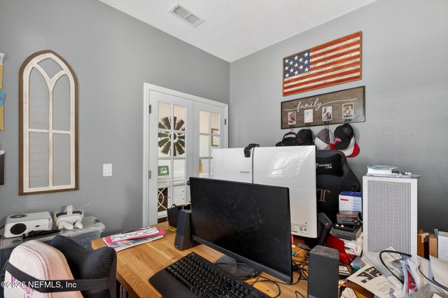 813 SUNNY STROLL Drive, Middleburg, FL 32068