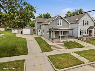 1210 Hamilton STREET, Manitowoc, WI 54220