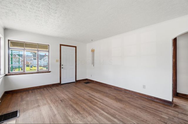 571 S Hague Avenue, Columbus, OH 43204