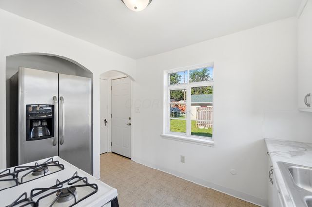571 S Hague Avenue, Columbus, OH 43204