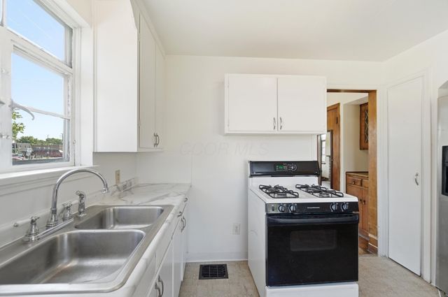 571 S Hague Avenue, Columbus, OH 43204