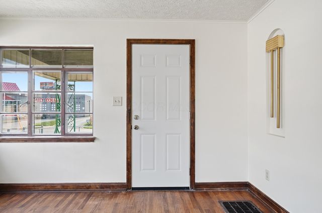 571 S Hague Avenue, Columbus, OH 43204