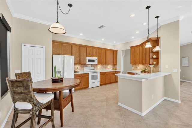 3712 5TH AVENUE NE, Bradenton, FL 34208