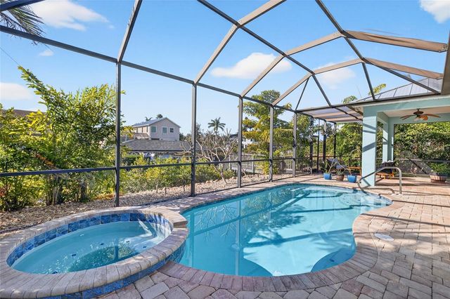 3712 5TH AVENUE NE, Bradenton, FL 34208