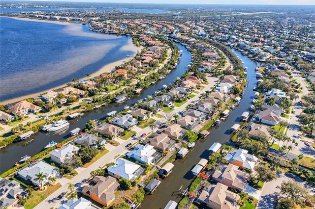 3712 5TH AVENUE NE, Bradenton, FL 34208