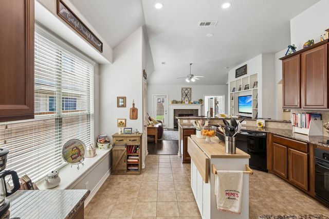 12548 Saratoga Springs Circle, Fort Worth, TX 76244