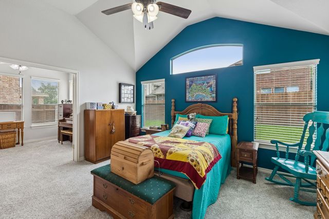 12548 Saratoga Springs Circle, Fort Worth, TX 76244