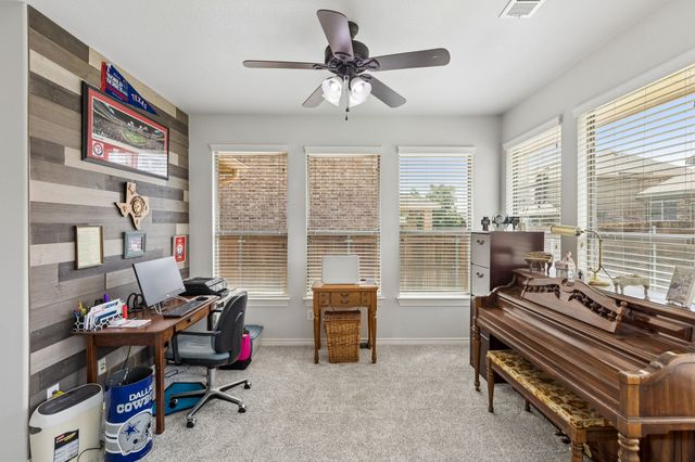 12548 Saratoga Springs Circle, Fort Worth, TX 76244