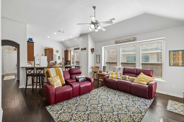 12548 Saratoga Springs Circle, Fort Worth, TX 76244