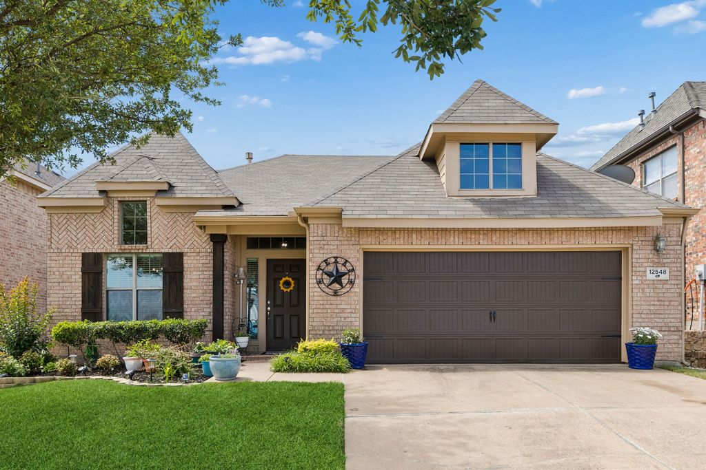 12548 Saratoga Springs Circle, Fort Worth, TX 76244