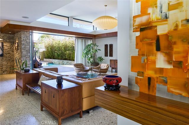1112 Park Street, Huntington Beach, CA 92648
