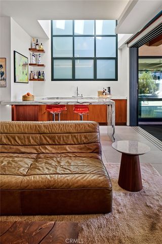 1112 Park Street, Huntington Beach, CA 92648