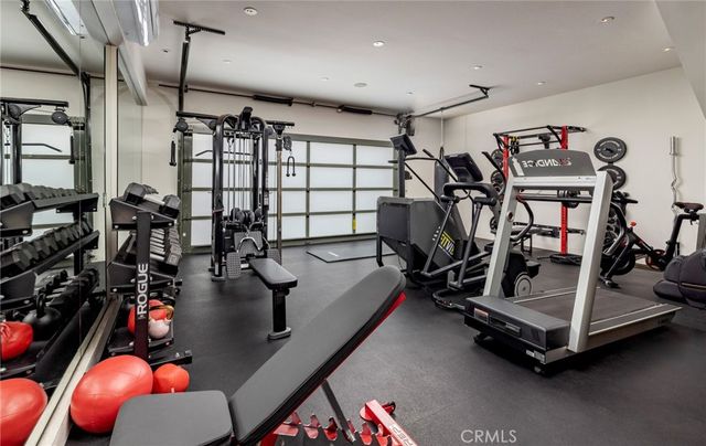 1112 Park Street, Huntington Beach, CA 92648