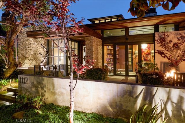 1112 Park Street, Huntington Beach, CA 92648