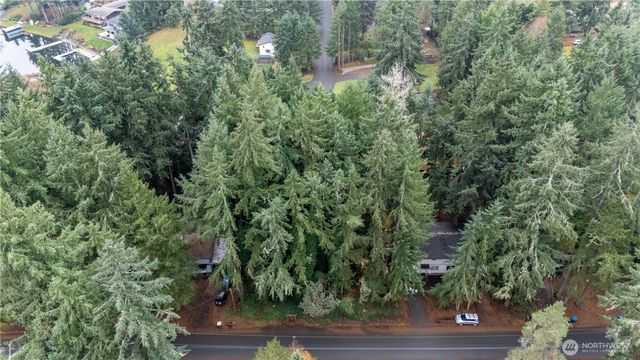6943 20th Avenue E, Lacey, WA 98503