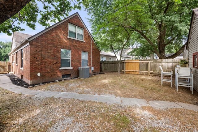 2406 18TH Avenue, Rock Island, IL 61201
