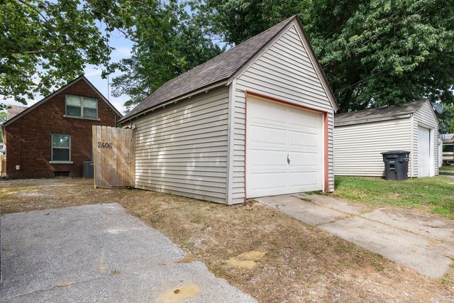 2406 18TH Avenue, Rock Island, IL 61201