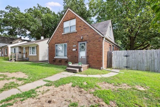 2406 18TH Avenue, Rock Island, IL 61201