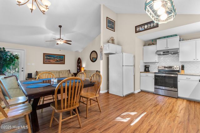 120 SW 7th Street, Oak Island, NC 28465