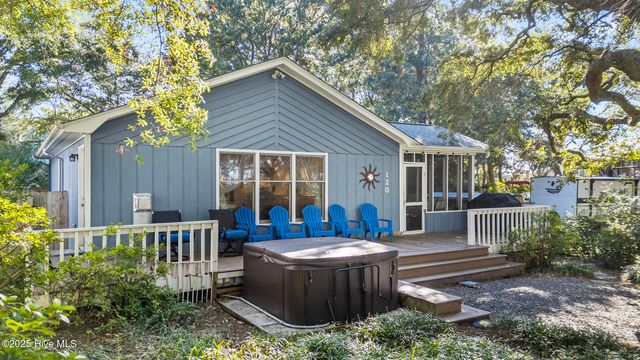 120 SW 7th Street, Oak Island, NC 28465