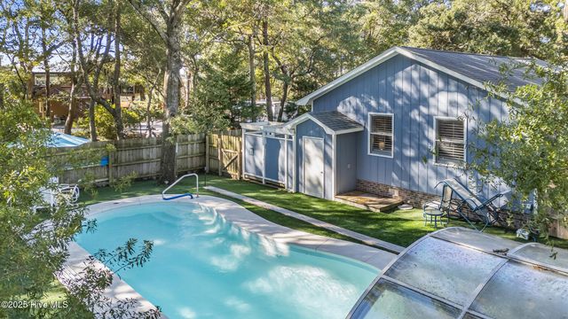 120 SW 7th Street, Oak Island, NC 28465