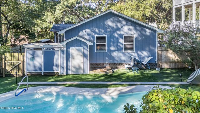120 SW 7th Street, Oak Island, NC 28465