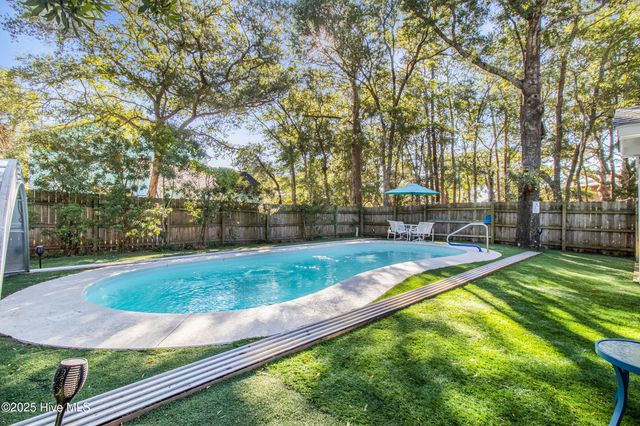 120 SW 7th Street, Oak Island, NC 28465