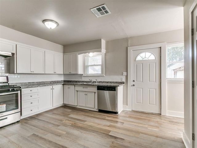 1528 NW 4th Street, Oklahoma City, OK 73106