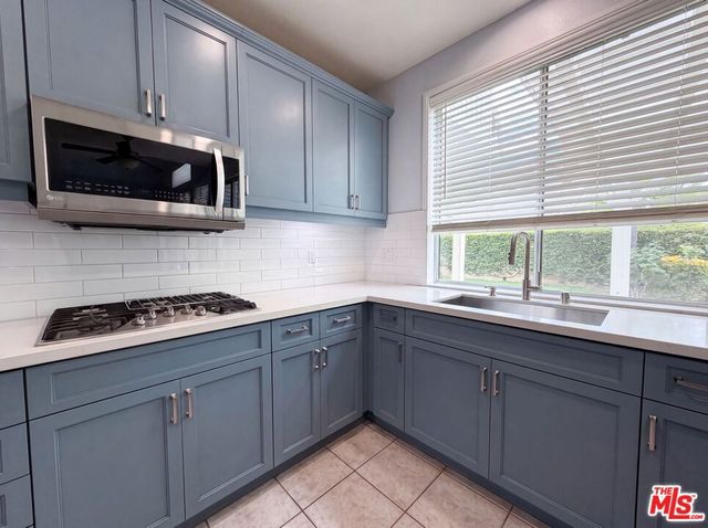 23608 Ashwood Place, Valencia, CA 91354
