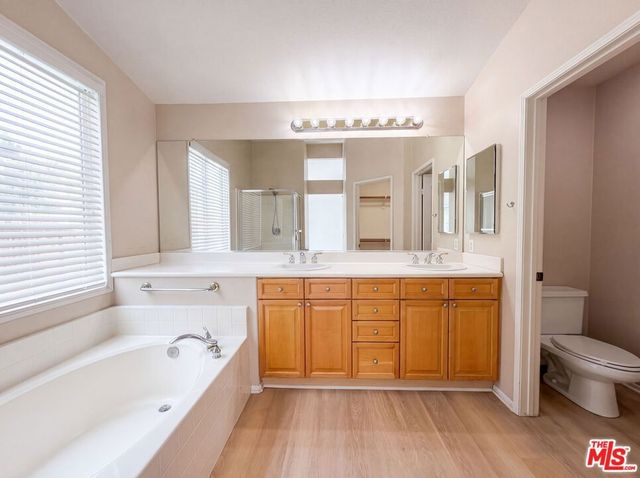23608 Ashwood Place, Valencia, CA 91354