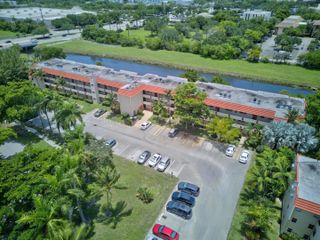 8101 N Sunrise Lakes Drive N 112, Sunrise, FL 33322