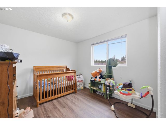 87851 CEDAR FLAT Rd, Springfield, OR 97478