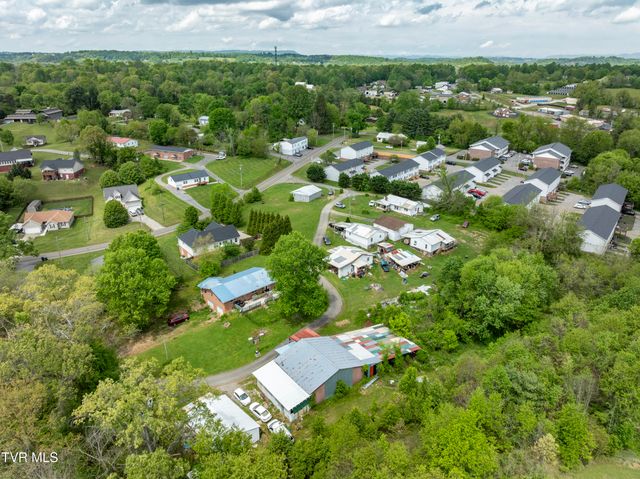 166-178 Gray Station Road, Johnson City, TN 37615