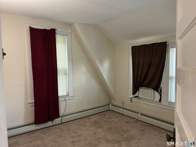 27 Harker Avenue, Waterbury, CT 06705