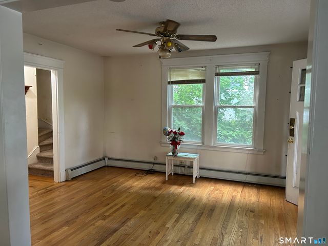 27 Harker Avenue, Waterbury, CT 06705