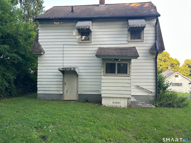 27 Harker Avenue, Waterbury, CT 06705